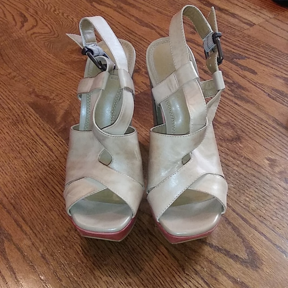 Gianni Bini Leather Tan Block High Heel Shoes